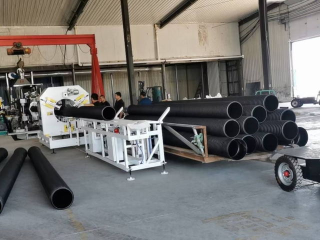 HDPE double-wall corrugated pipes machine
